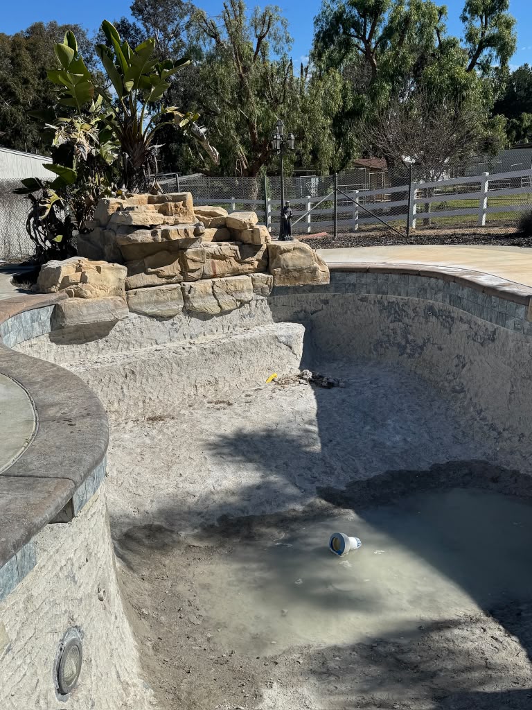 Riverside Pool Replaster before, photo 1